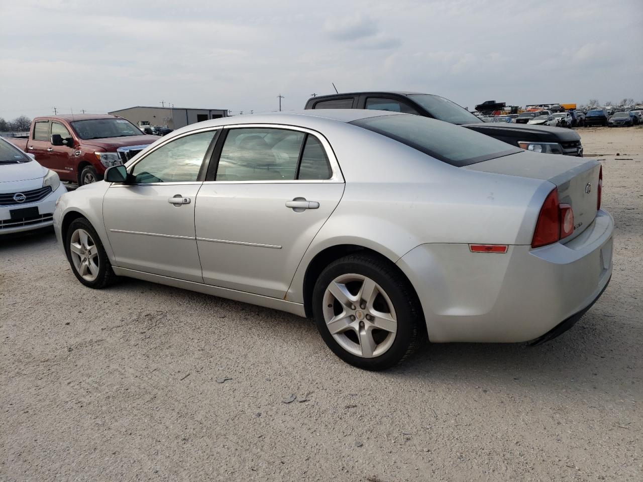 2011 Chevrolet Malibu - Image 2