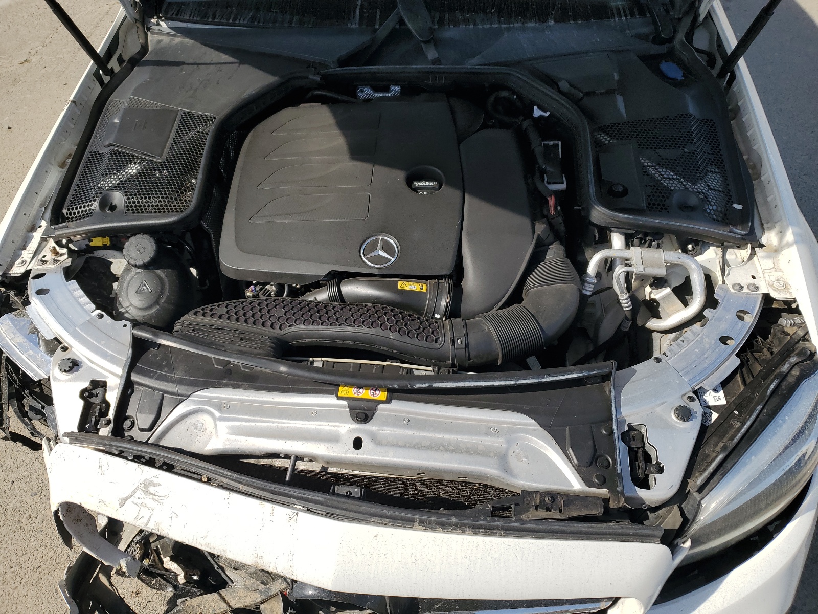 55SWF8DB6KU304424 2019 Mercedes-Benz C 300