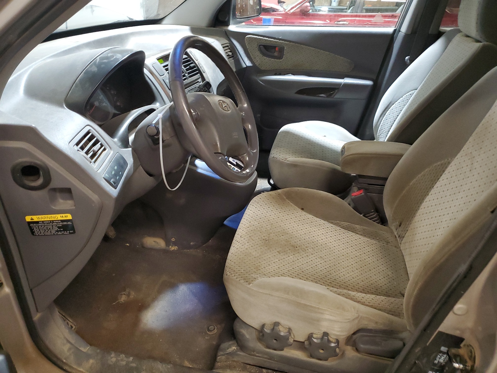 KM8JN72DX5U061768 2005 Hyundai Tucson Gls