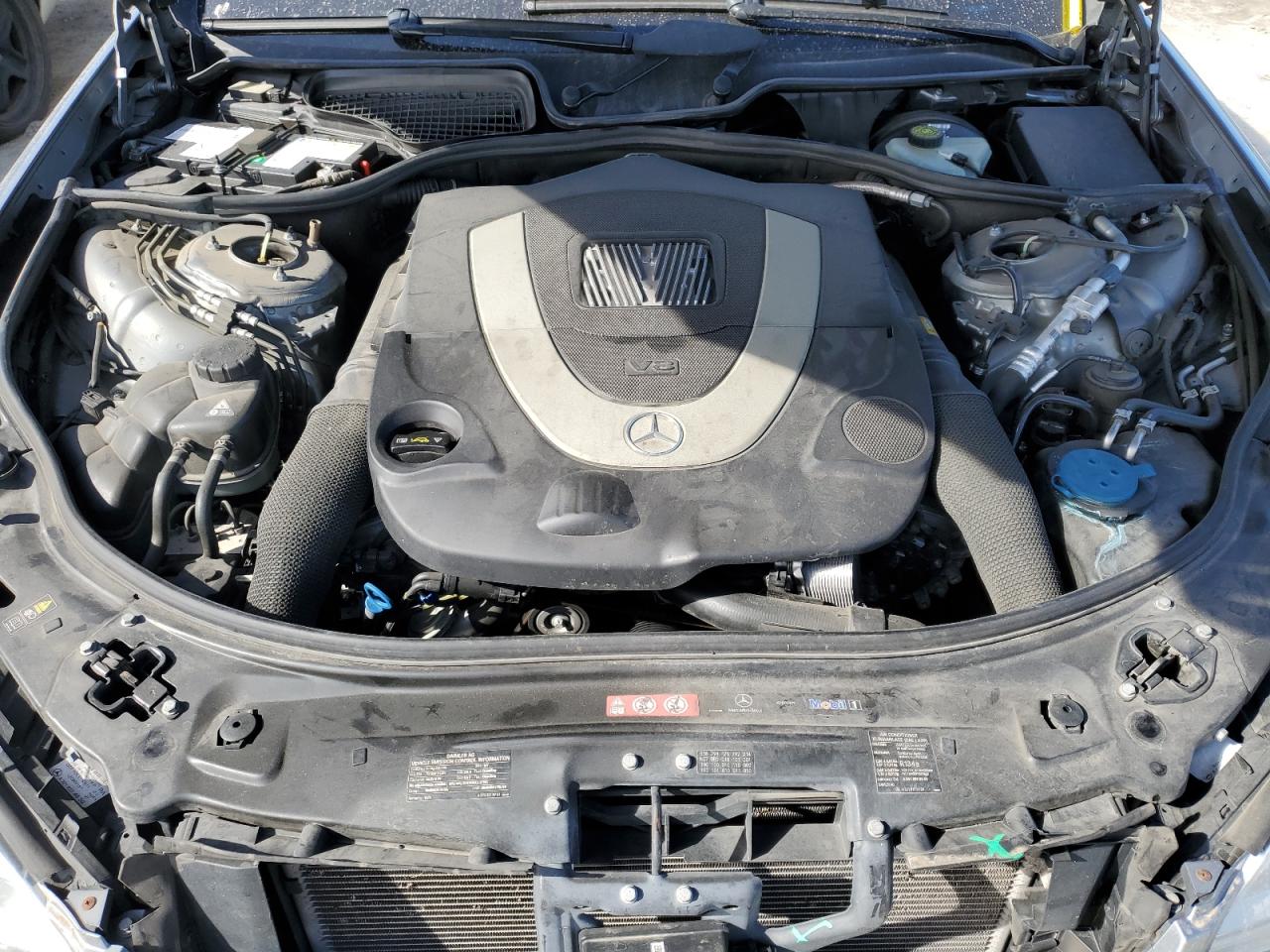 WDDNG7BB0BA388651 2011 Mercedes-Benz S 550