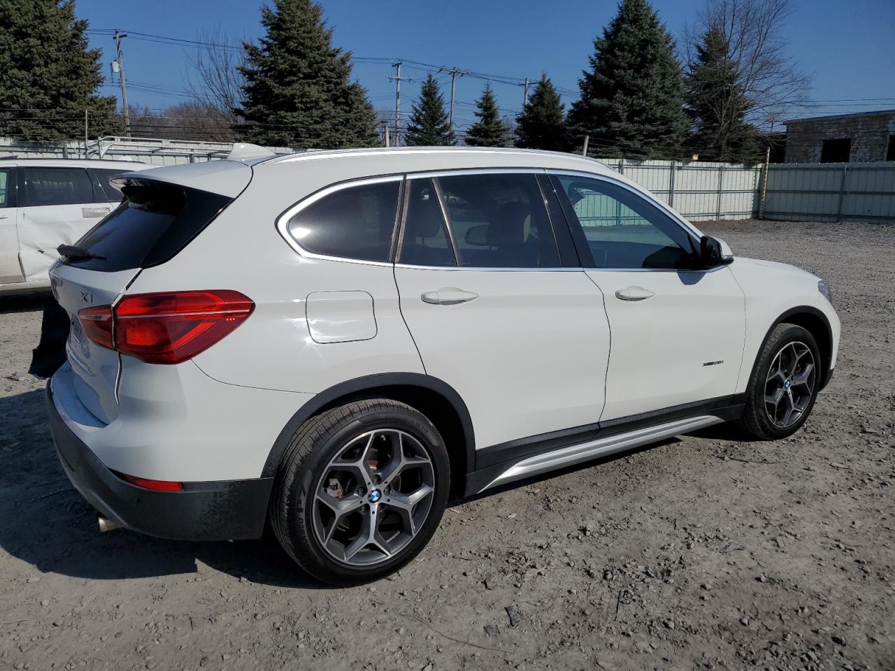 2017 BMW X1 xDrive28I VIN: WBXHT3C30H5F70652 Lot: 44528134