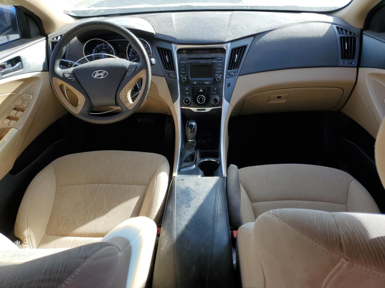 2014 Hyundai Sonata - Image 8
