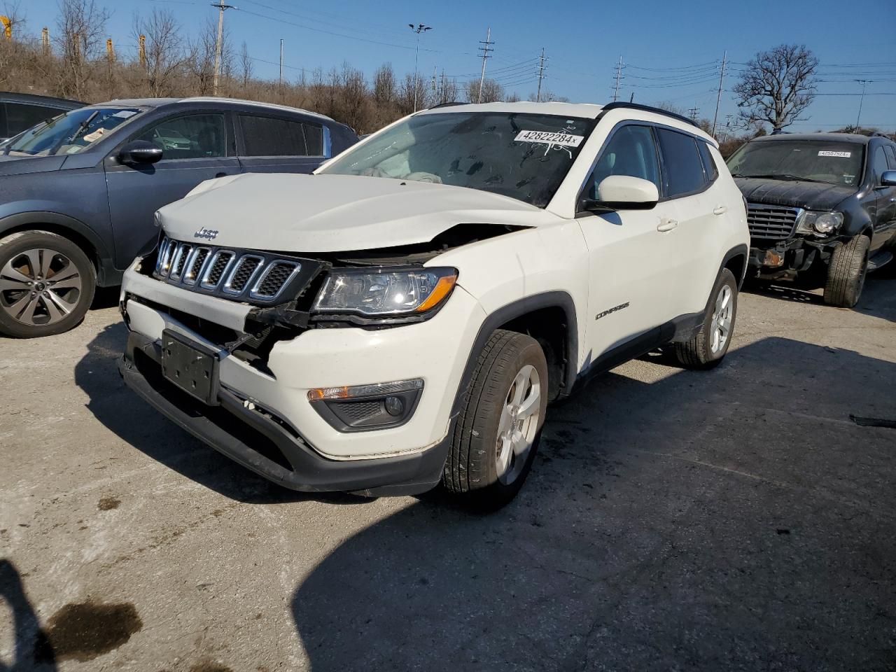 2018 Jeep Compass Latitude VIN: 3C4NJDBB5JT401315 Lot: 42822284