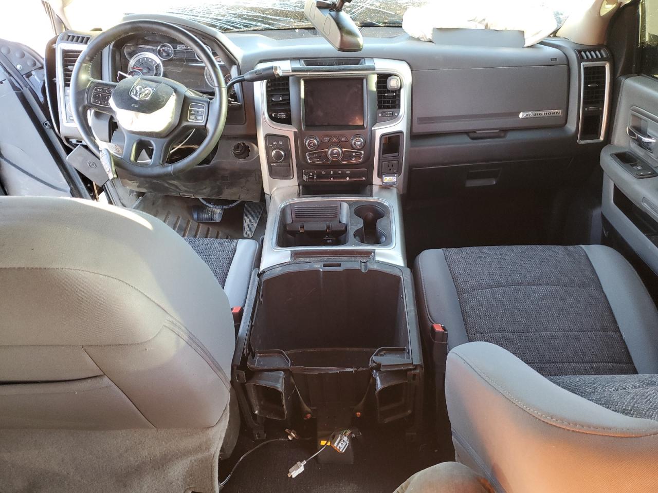 2018 RAM 2500 - Image 8