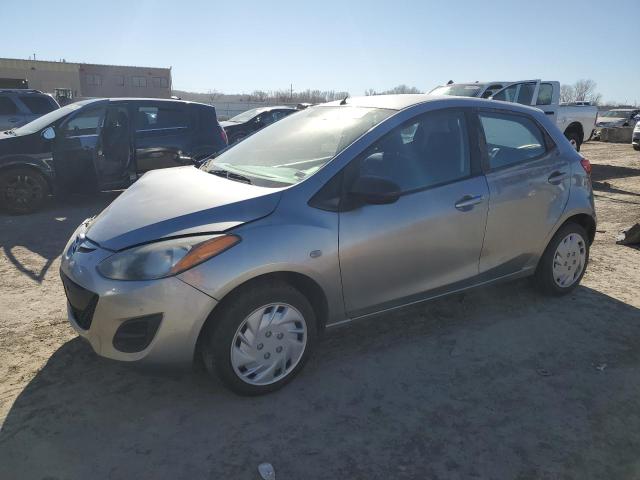 Хэтчбеки MAZDA 2 2013 Серебристый