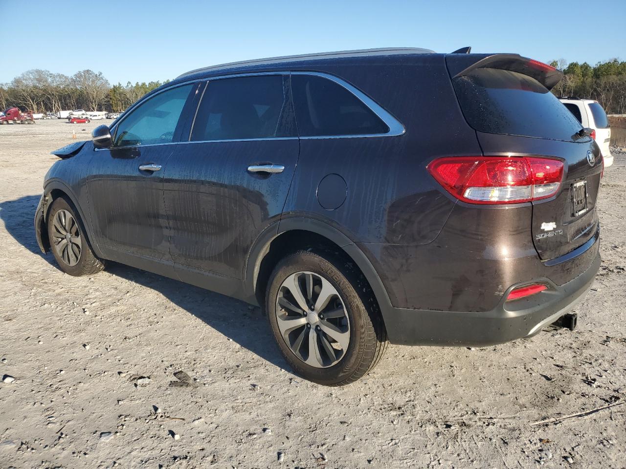 5XYPH4A58GG132856 2016 KIA SORENTO - Image 2