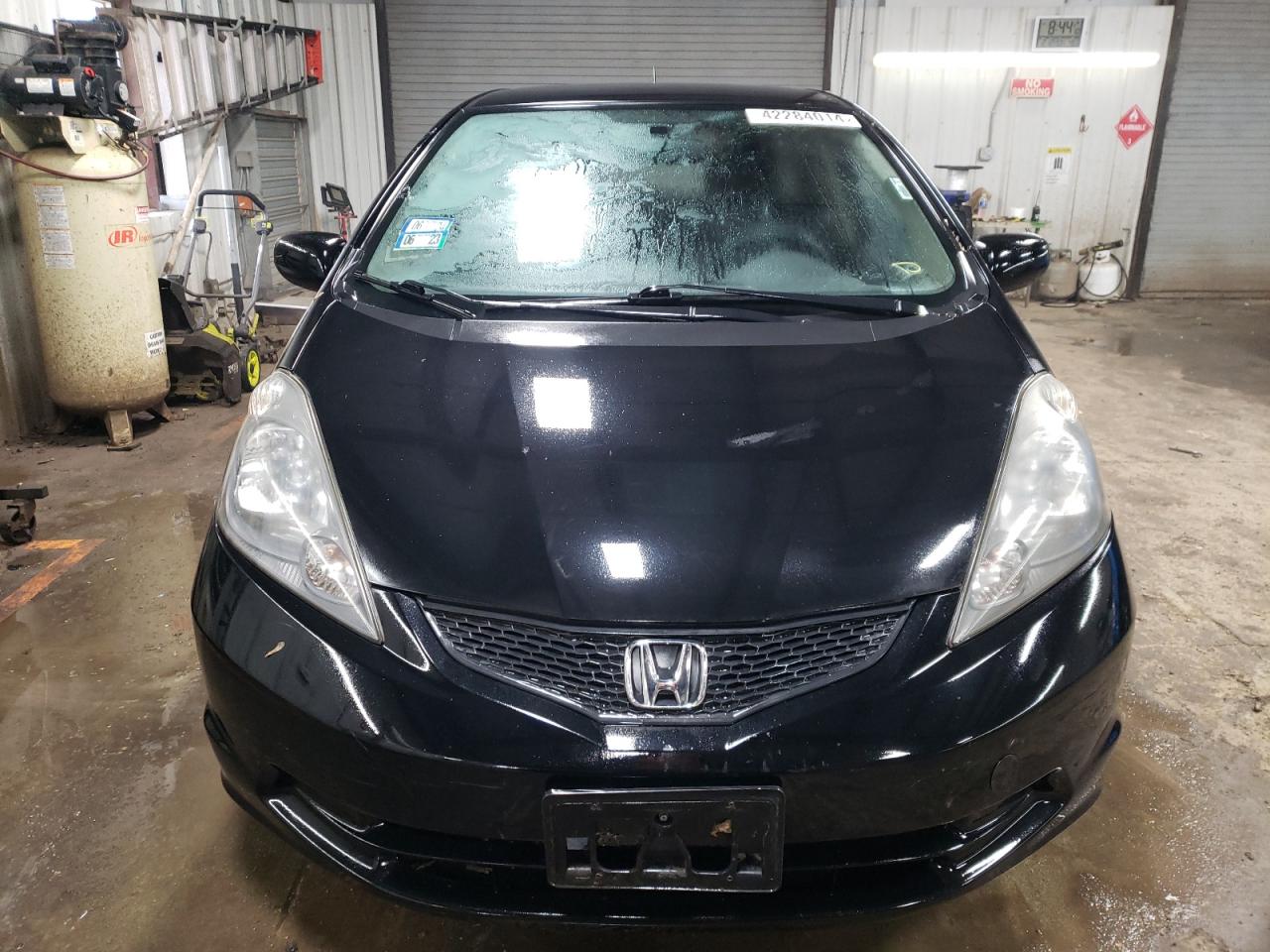 2013 Honda Fit VIN: JHMGE8H30DC052115 Lot: 42284014