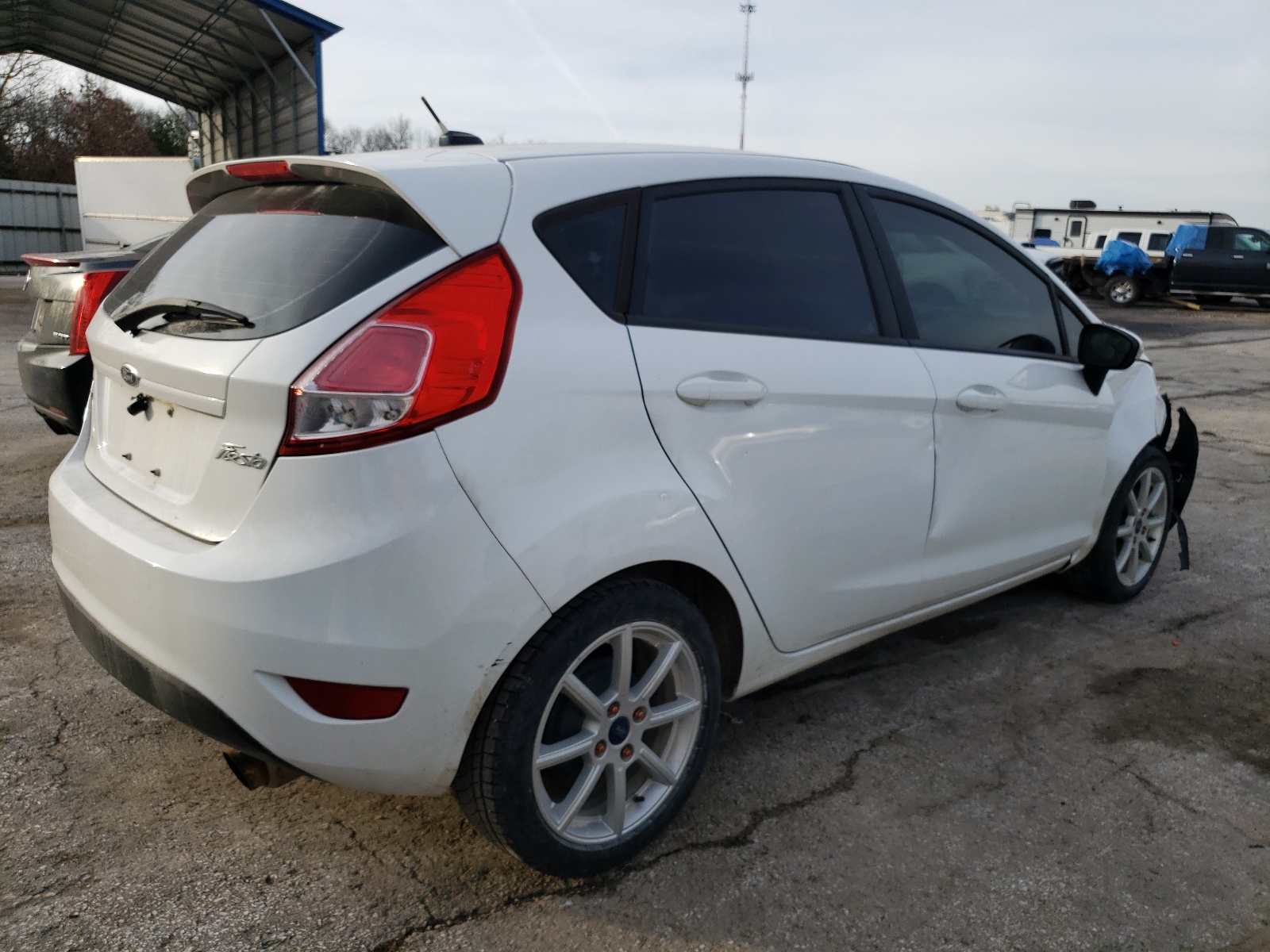 2015 Ford Fiesta Se vin: 3FADP4EJ2FM129858