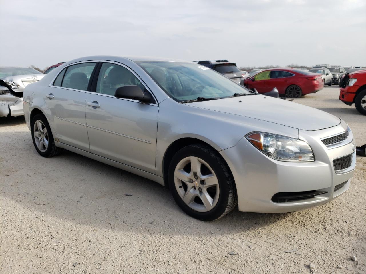 2011 Chevrolet Malibu - Image 4