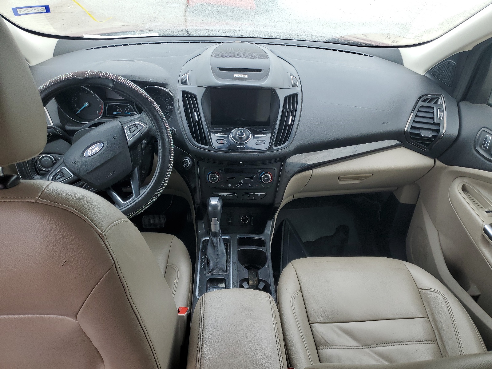 1FMCU0JD3HUB43012 2017 Ford Escape Titanium