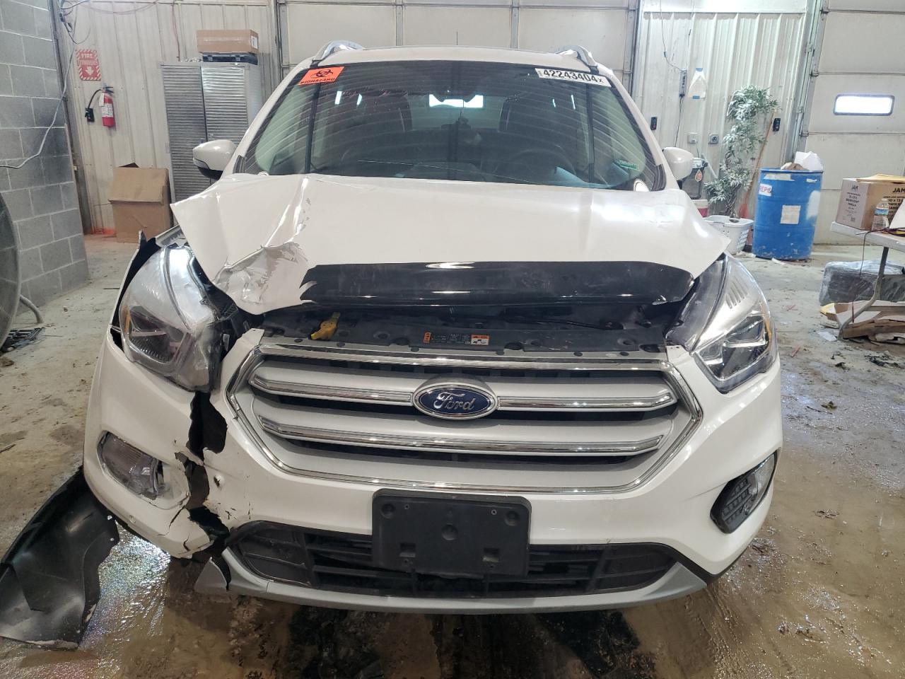 2019 Ford Escape Titanium VIN: 1FMCU9J97KUC37529 Lot: 42243404