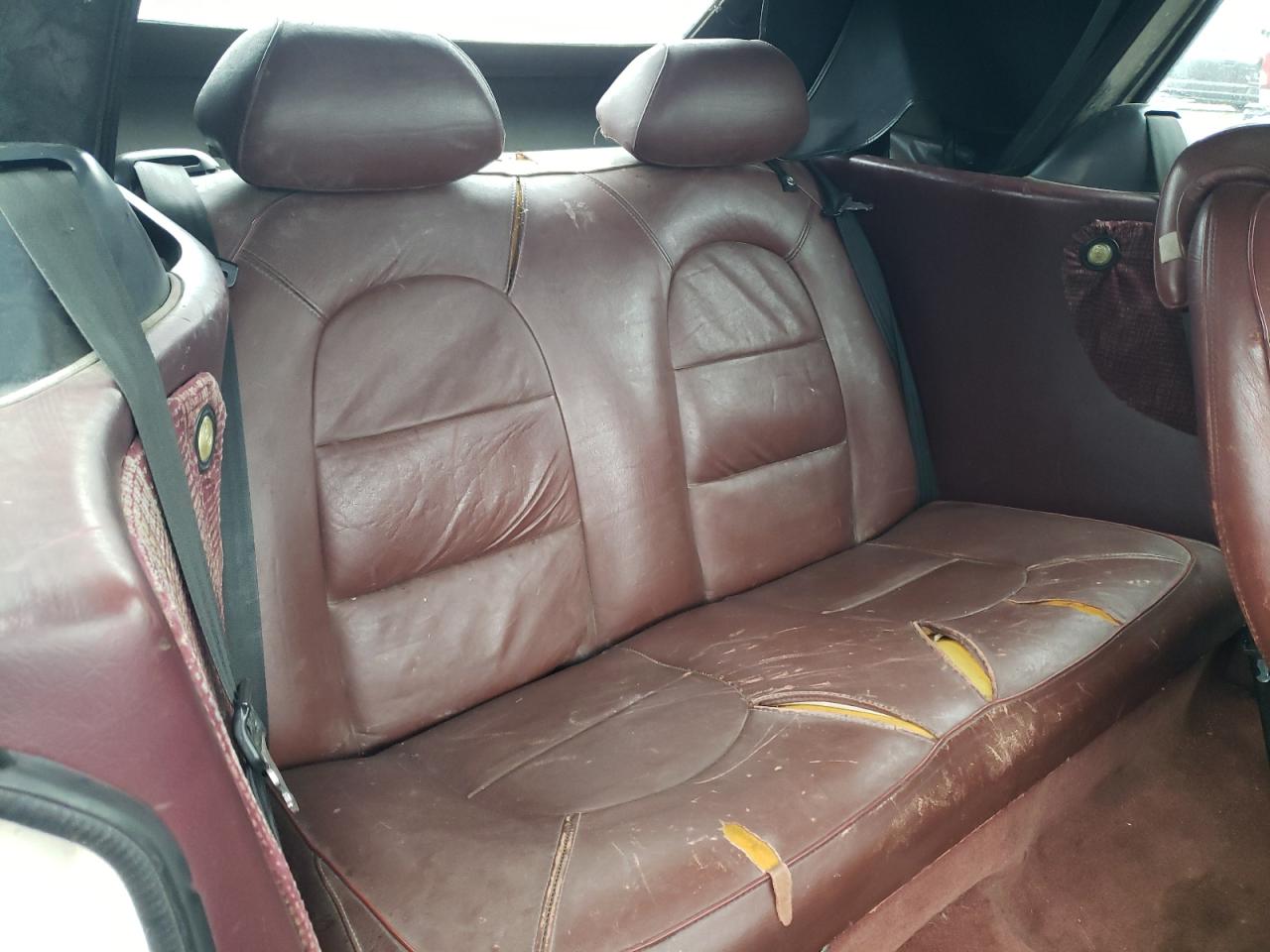 1988 Saab 900 - Image 10