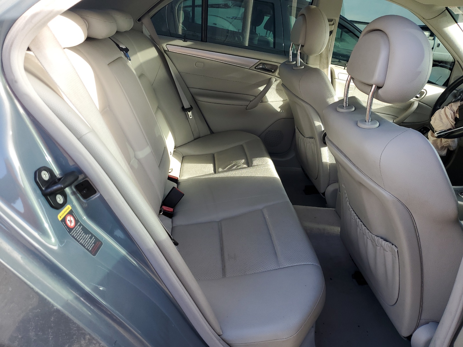 WDBRF40J45F658915 2005 Mercedes-Benz C 230K Sport Sedan