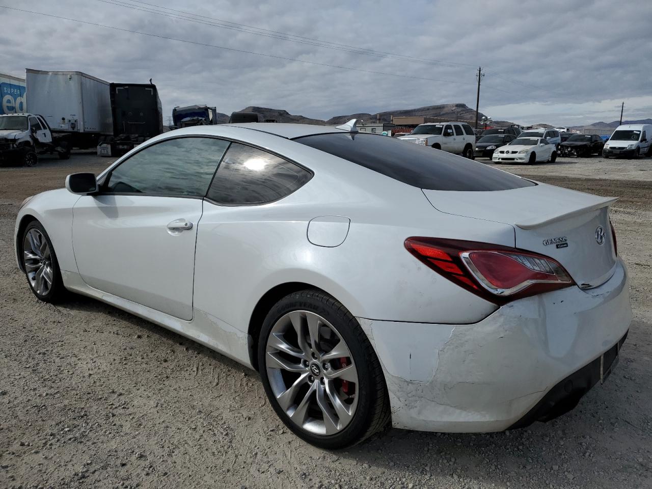 2013 Hyundai Genesis Coupe 3.8L VIN: KMHHU6KJ8DU107971 Lot: 43419444