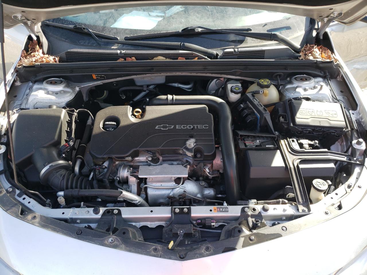 2017 Chevrolet Malibu - Image 11