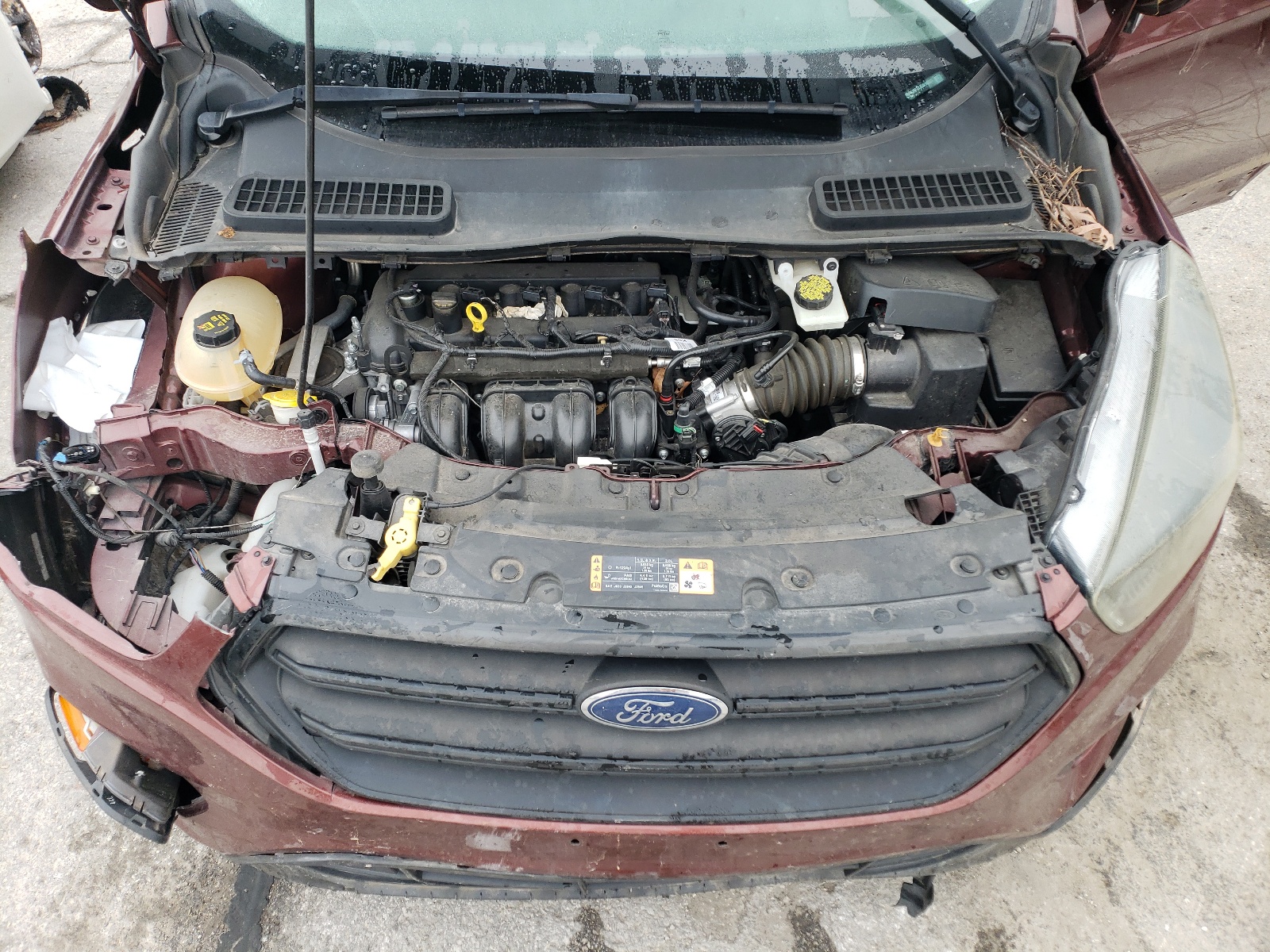 1FMCU0F77JUA16823 2018 Ford Escape S