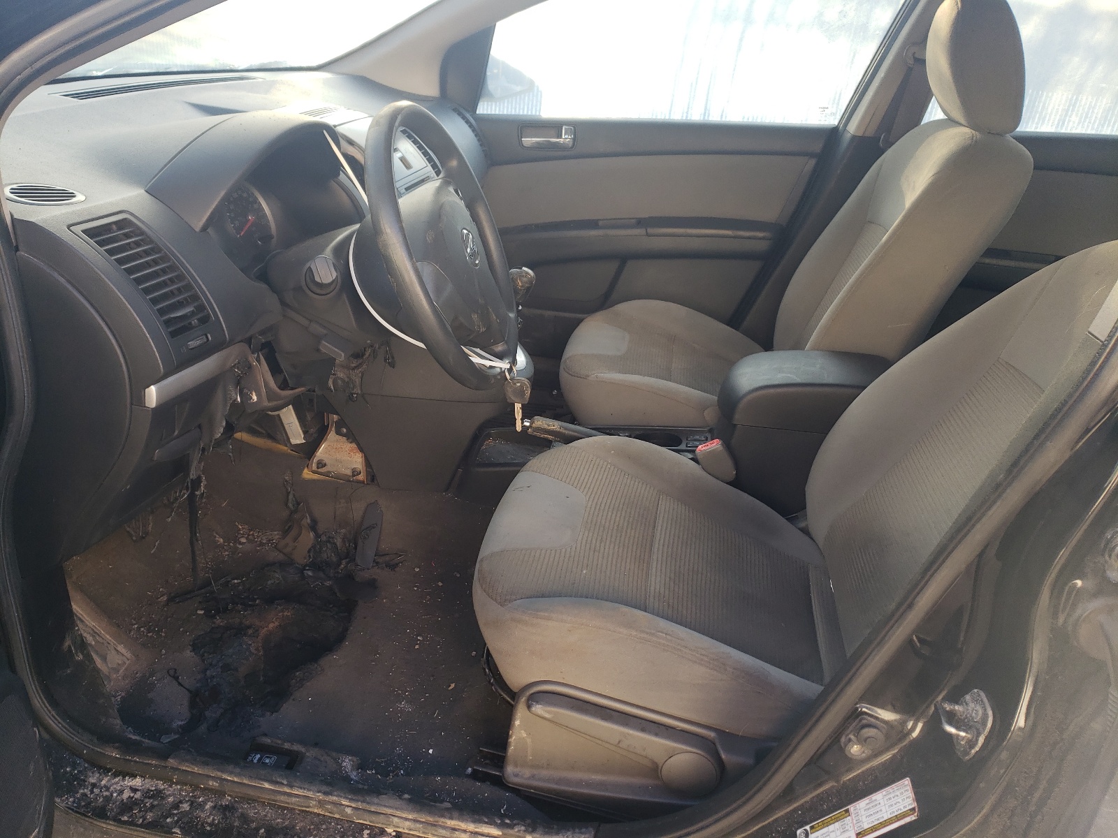 3N1AB6AP6BL663949 2011 Nissan Sentra 2.0