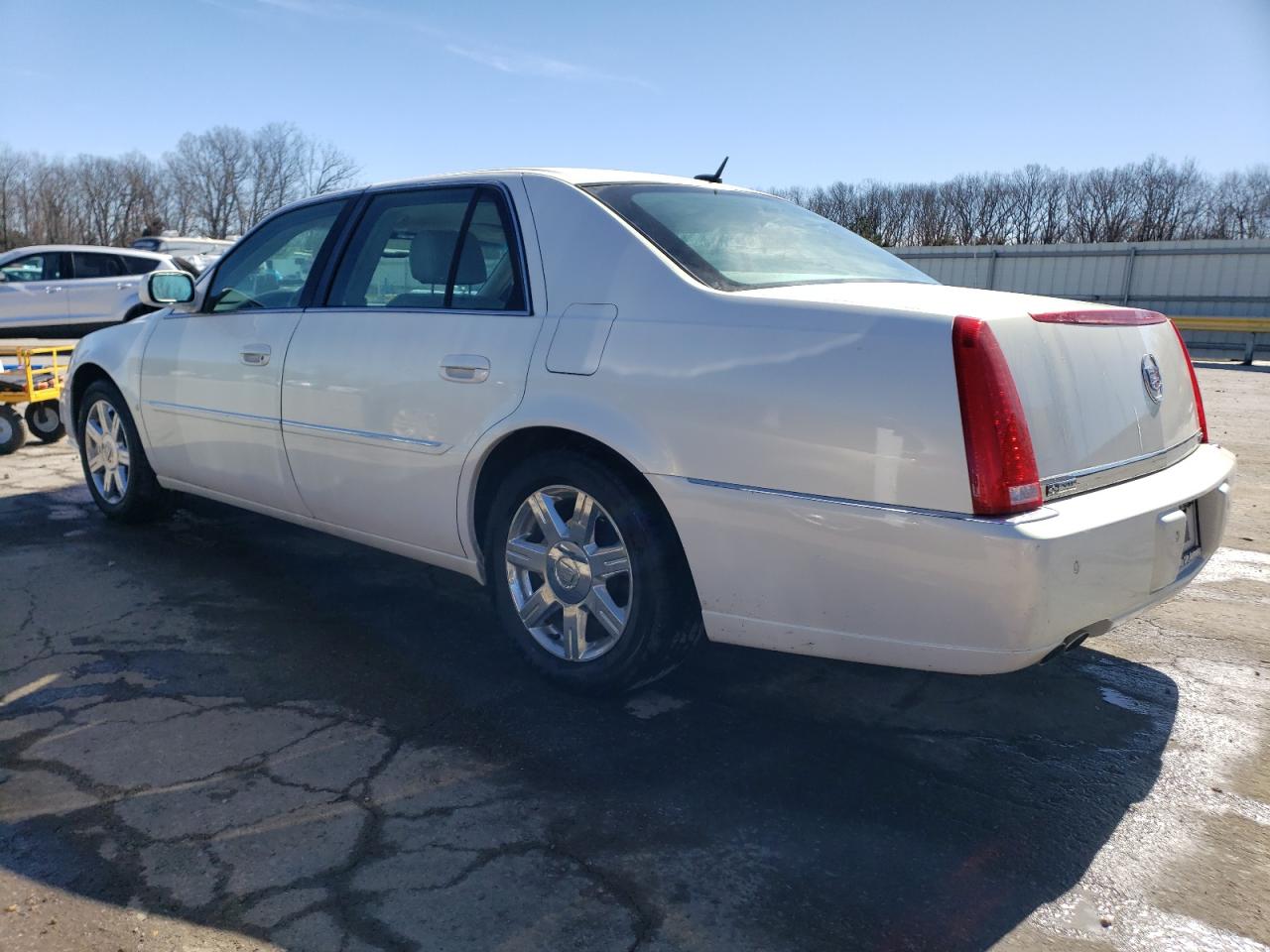 2007 Cadillac Dts VIN: 1G6KD57Y17U158021 Lot: 44775584