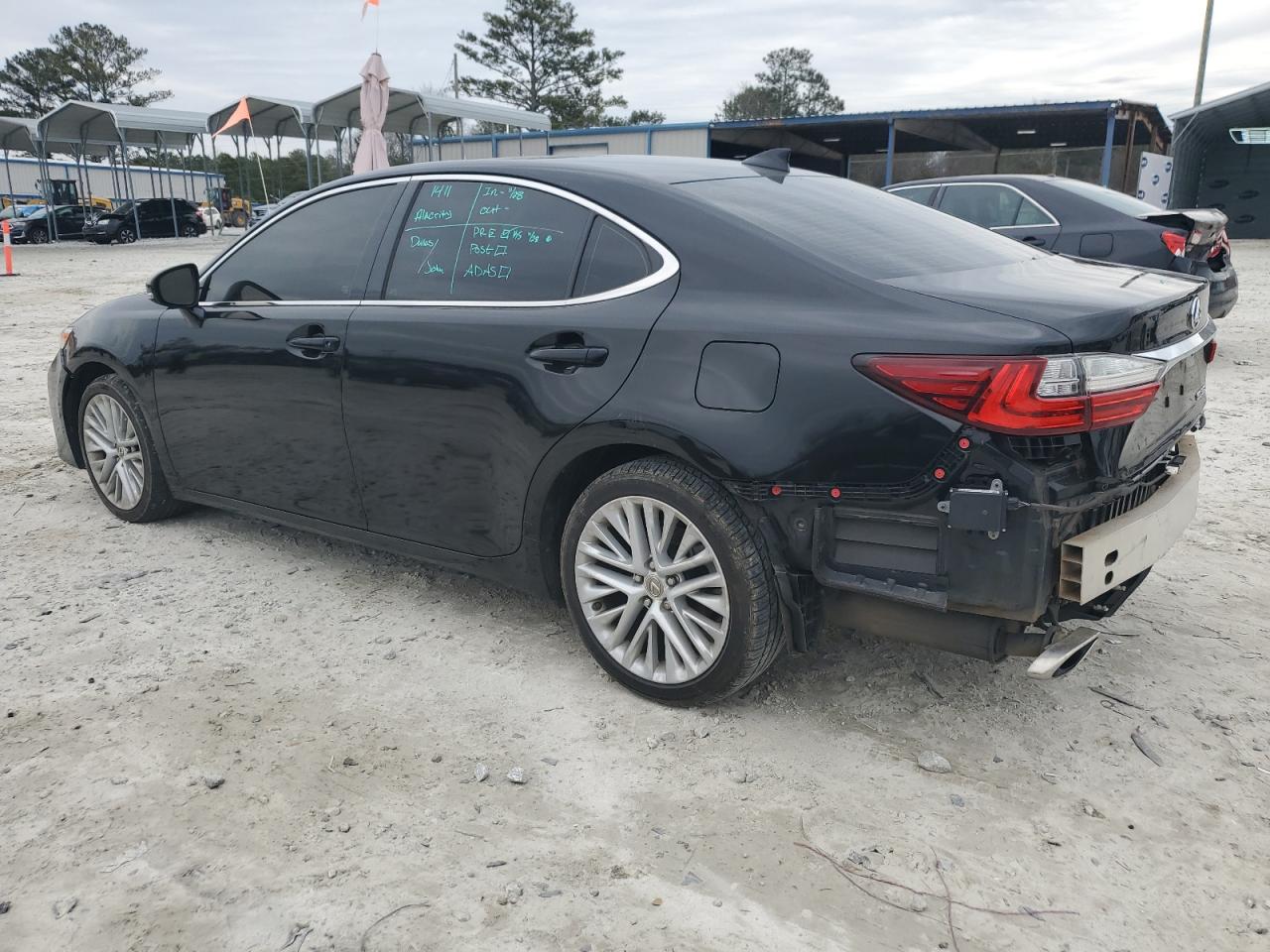 58ABK1GG1HU063869 2017 LEXUS ES - Image 2