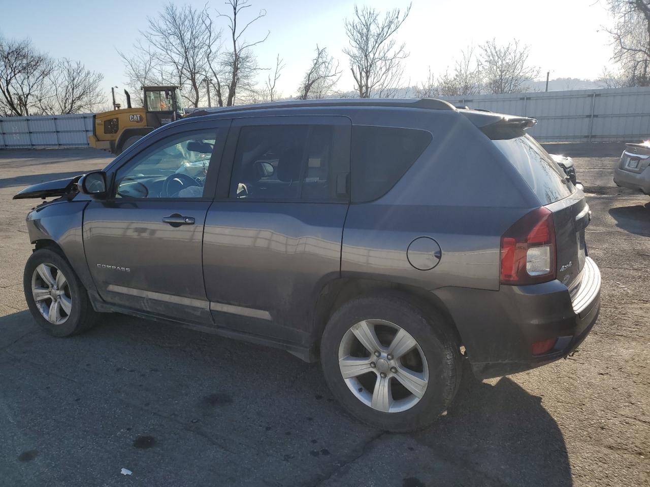 1C4NJDEB6FD258707 2015 JEEP COMPASS - Image 2