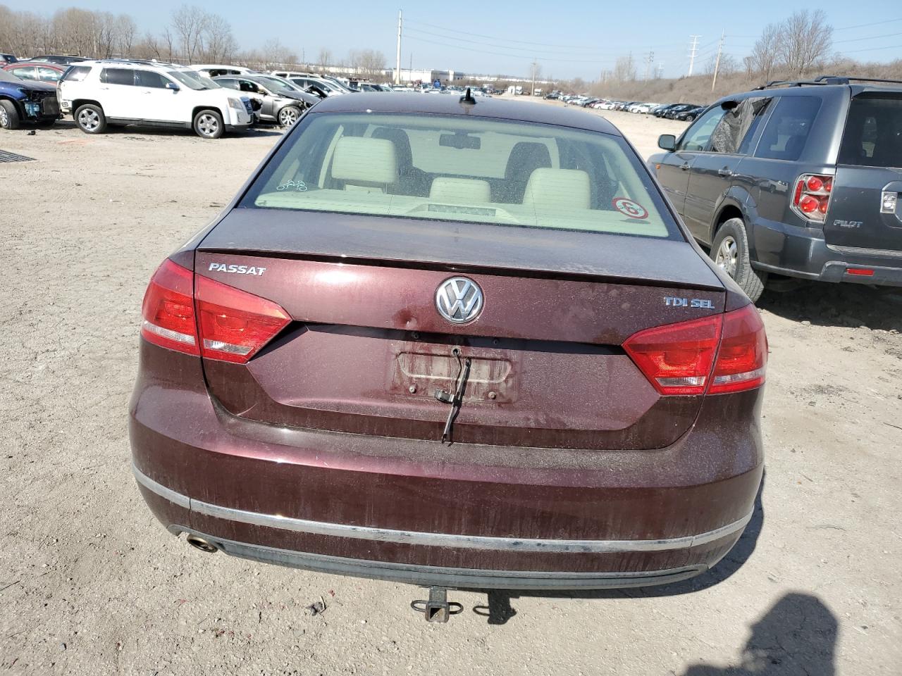 2013 Volkswagen Passat Sel VIN: 1VWCN7A31DC141743 Lot: 44342904