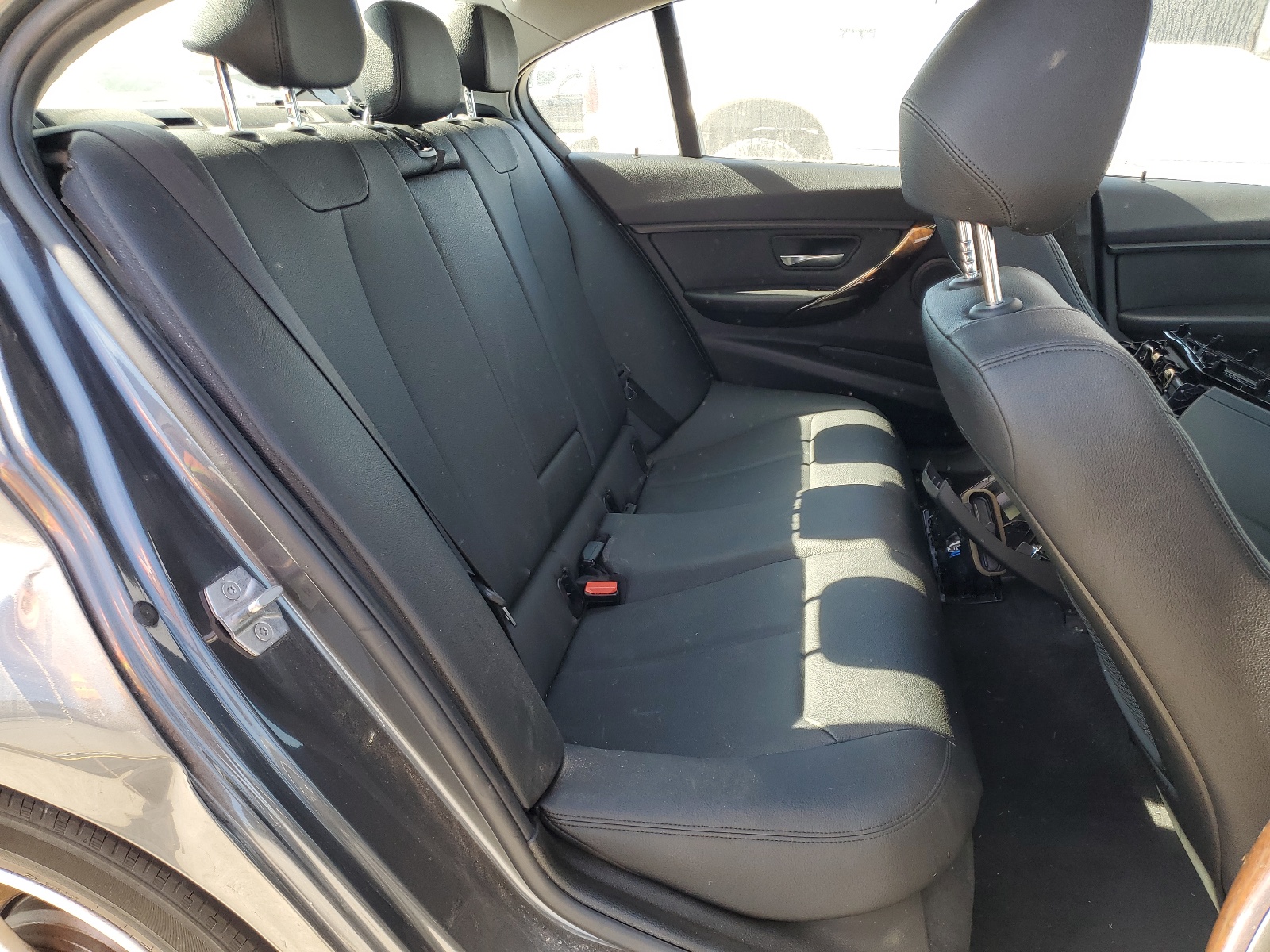 WBA3B3G56FNT68427 2015 BMW 328 Xi