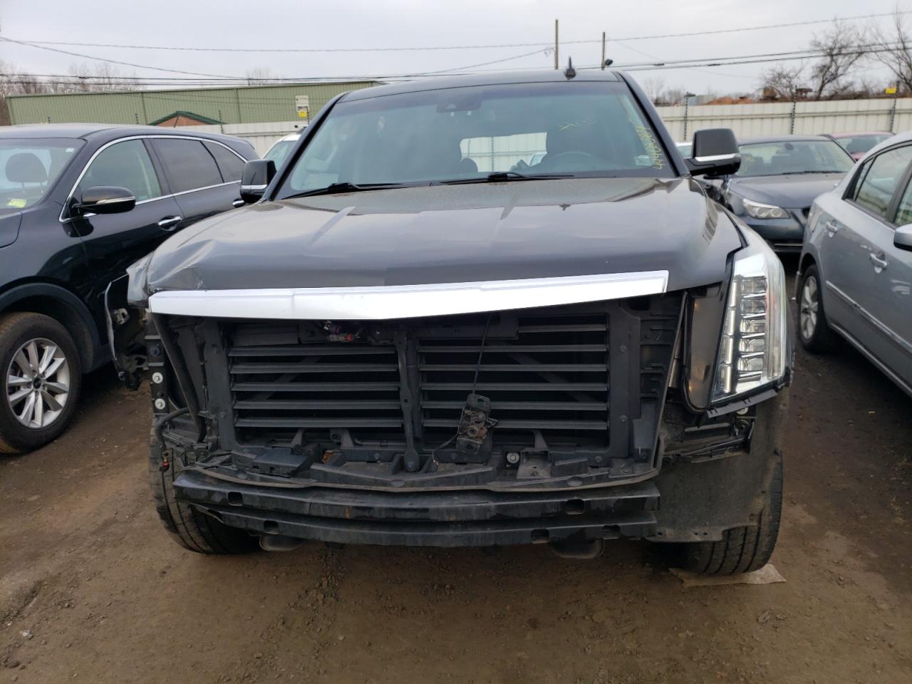 1GYS4HKJ0JR362581 2018 Cadillac Escalade Esv Luxury