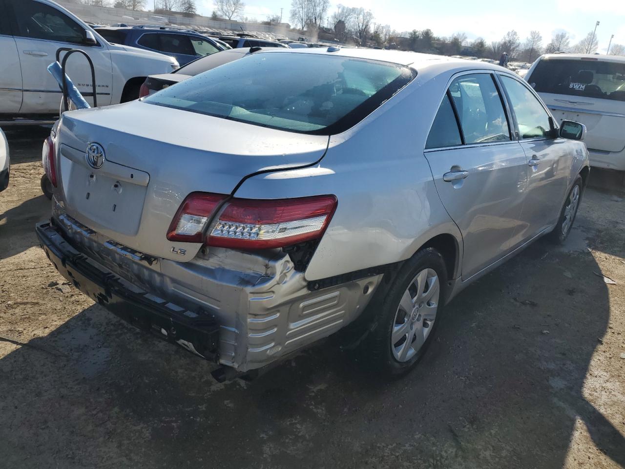 2011 Toyota Camry Base VIN: 4T4BF3EK2BR172725 Lot: 41046544