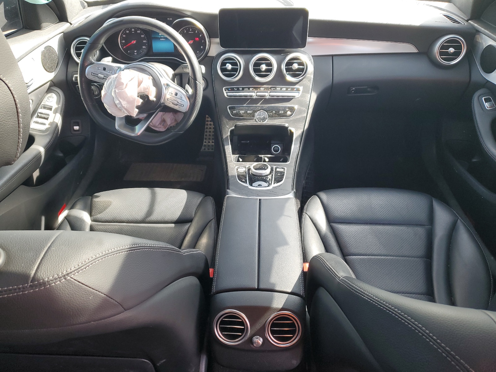 55SWF8DB6KU304424 2019 Mercedes-Benz C 300