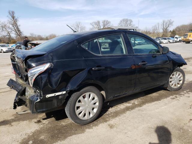 Седани NISSAN VERSA 2015 Чорний