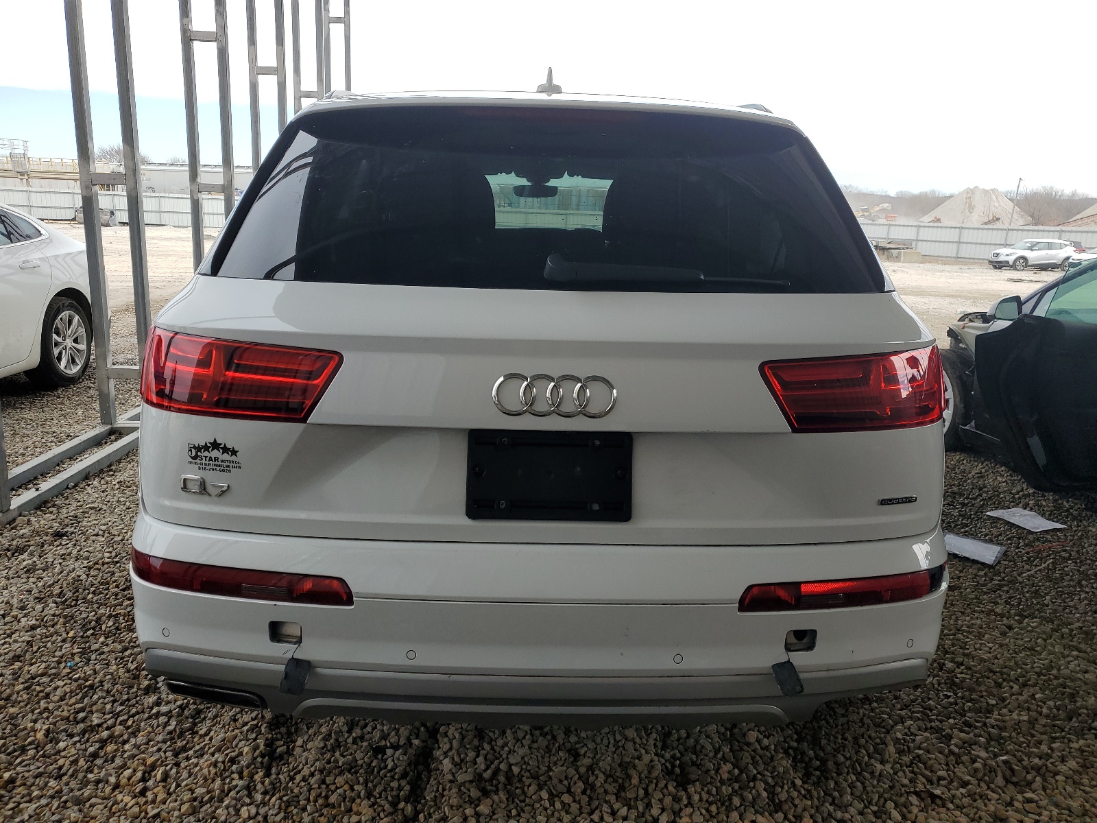 2018 Audi Q7 Premium Plus vin: WA1LHAF7XJD047928