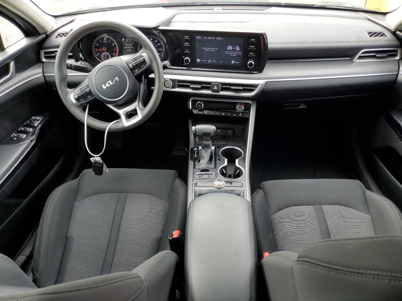 5XXG14J2XNG131056 2022 Kia K5 Lxs