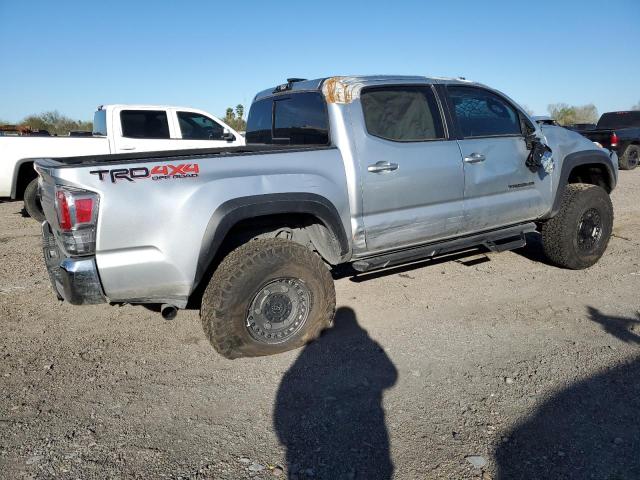  TOYOTA TACOMA 2022 Srebrny