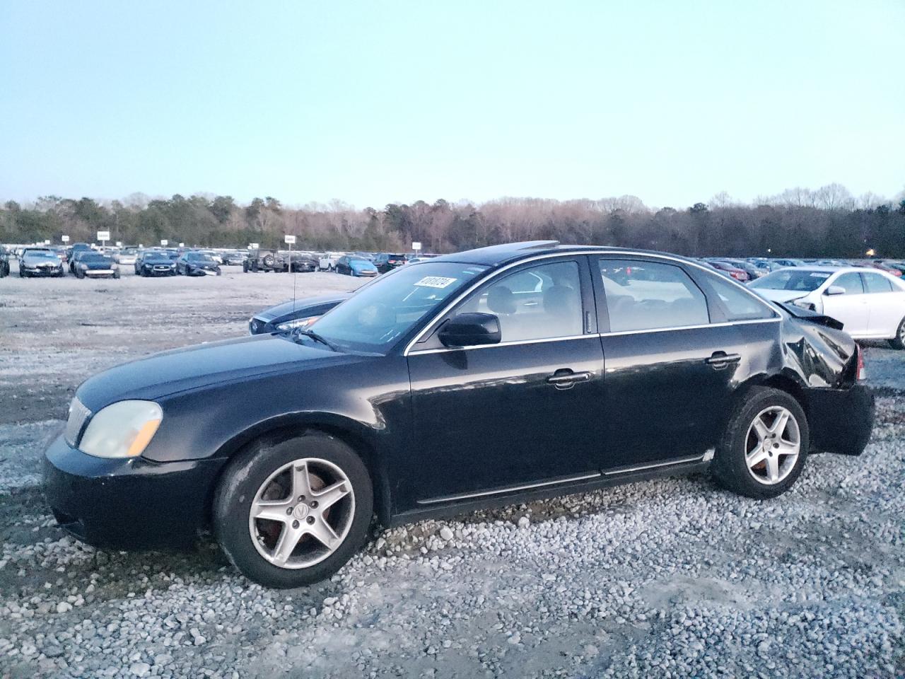 2007 Mercury Montego - Image 1