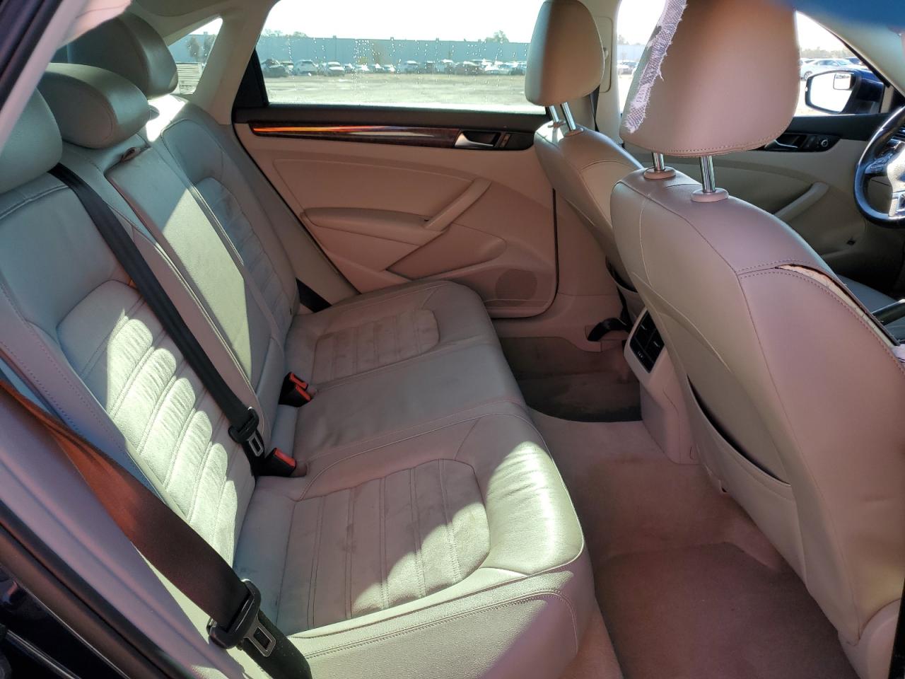 2013 Volkswagen Passat Sel VIN: 1VWCP7A38DC078196 Lot: 80429324