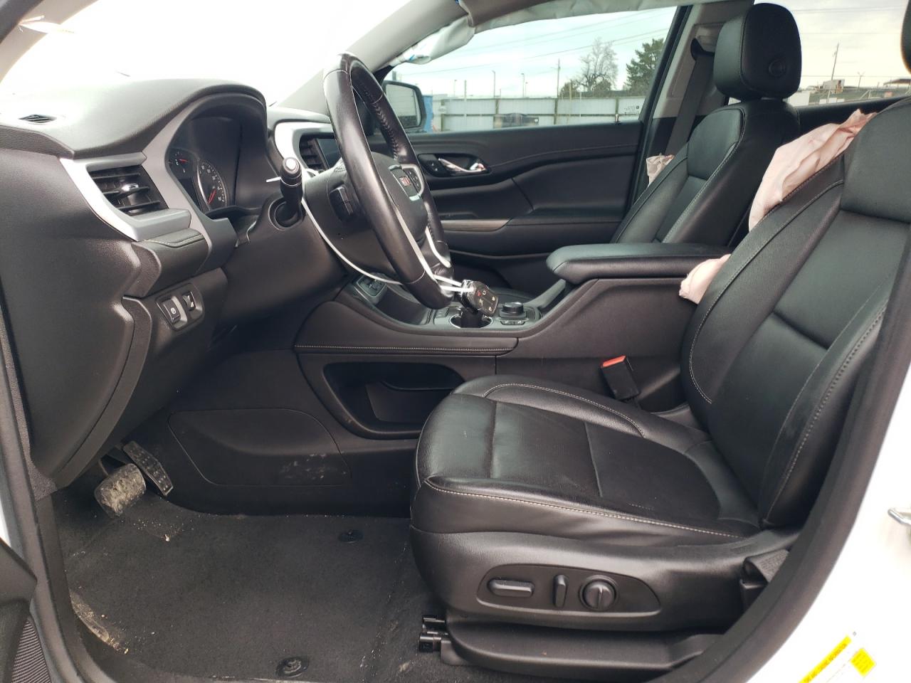 2020 GMC Acadia - Image 7