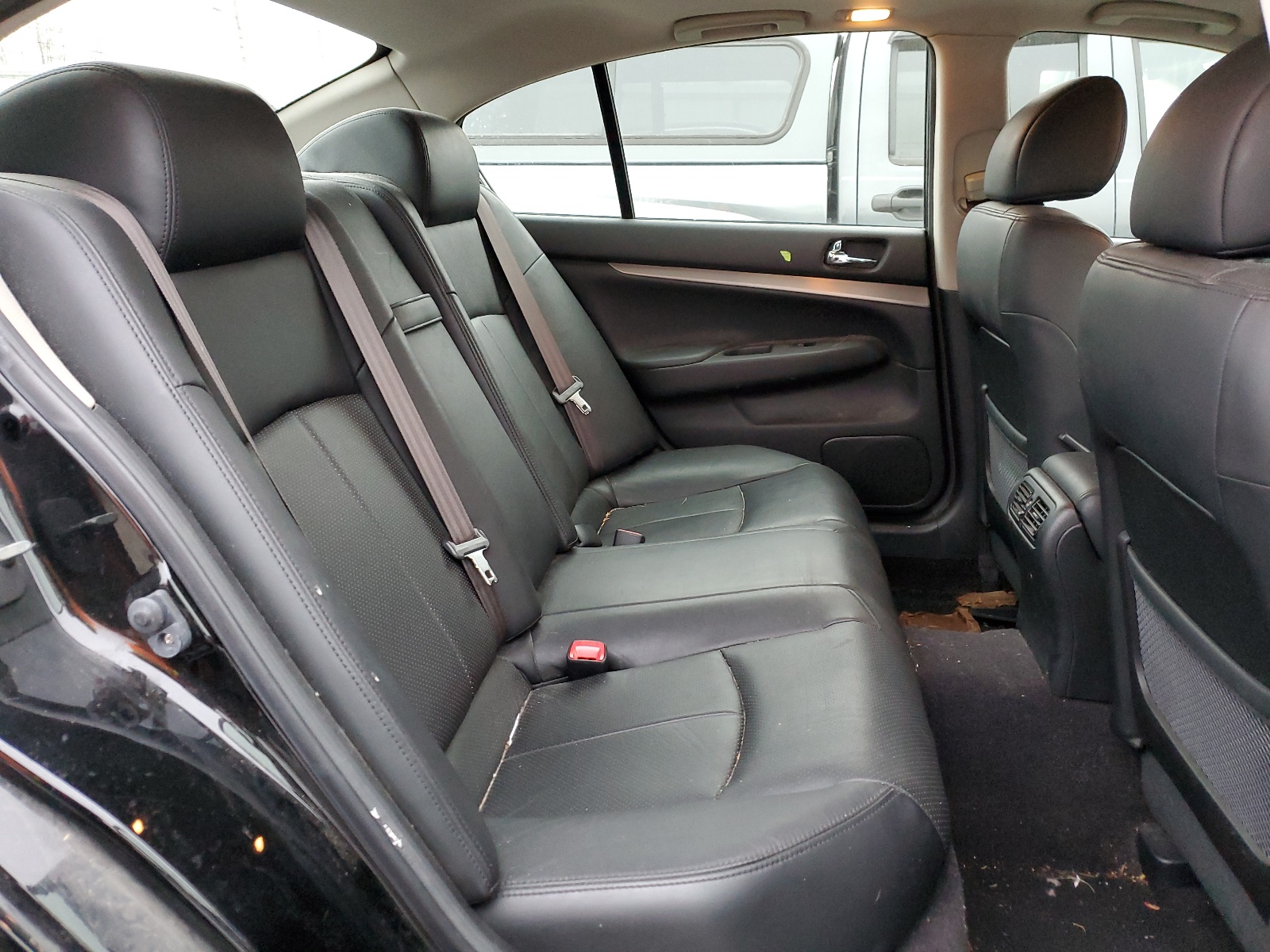 JN1CV6AR0DM358702 2013 Infiniti G37