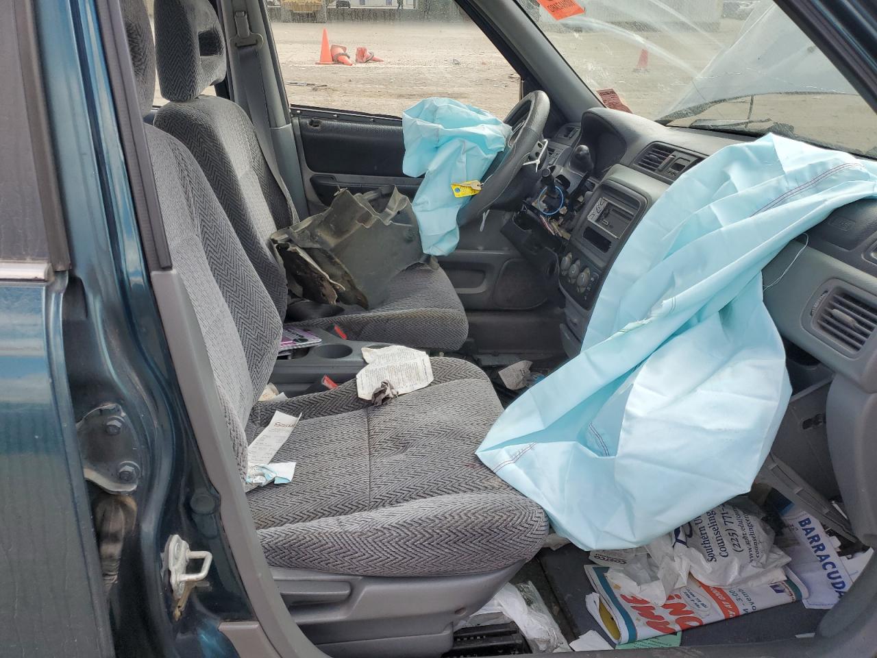 1998 Honda Cr-V Lx VIN: JHLRD2842WC012983 Lot: 54692804