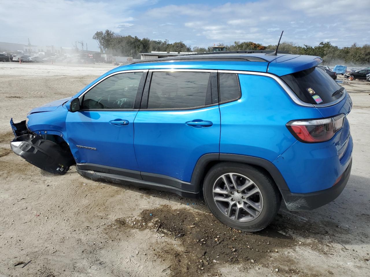 2020 Jeep Compass - Image 2