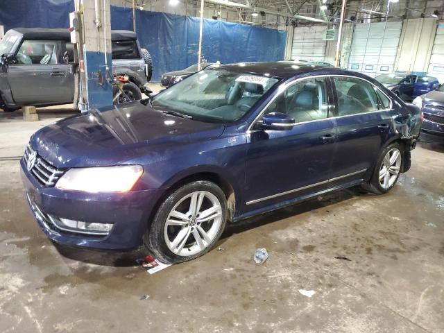  VOLKSWAGEN PASSAT 2015 Синій