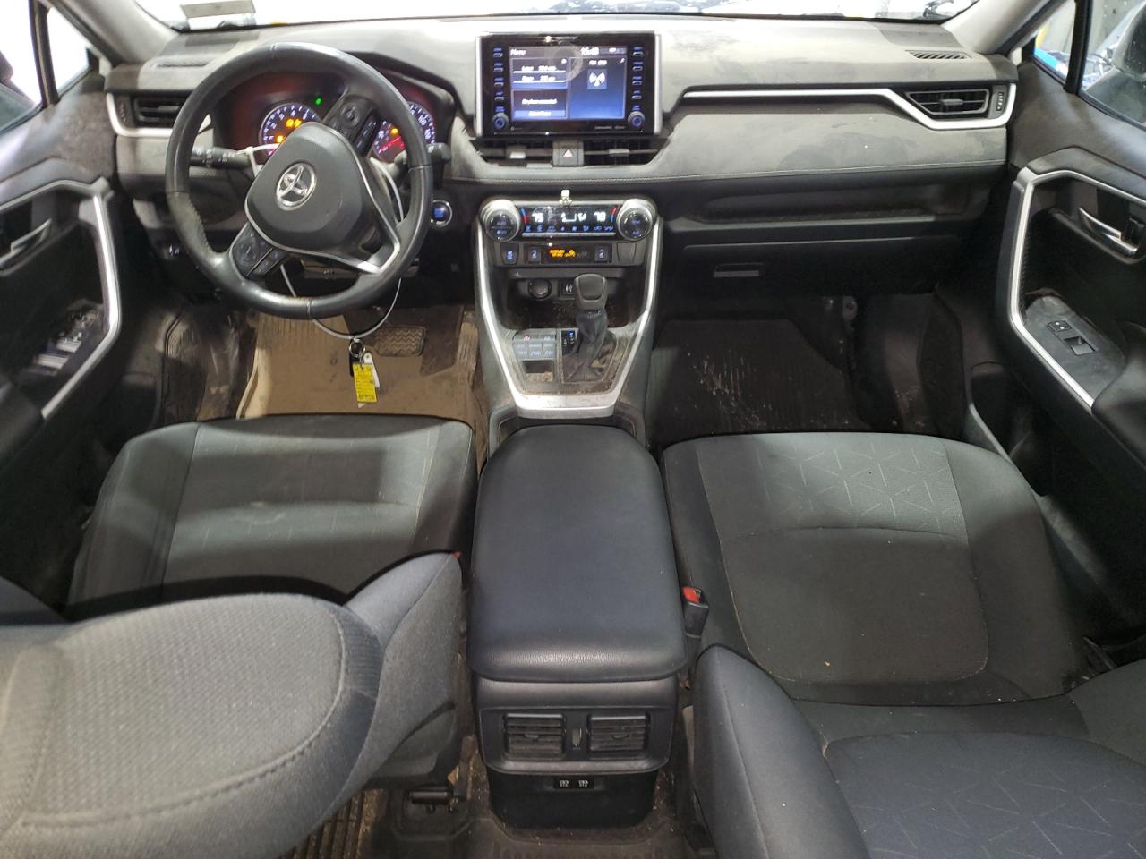 2T3P1RFV1KW017021 2019 Toyota Rav4 Xle