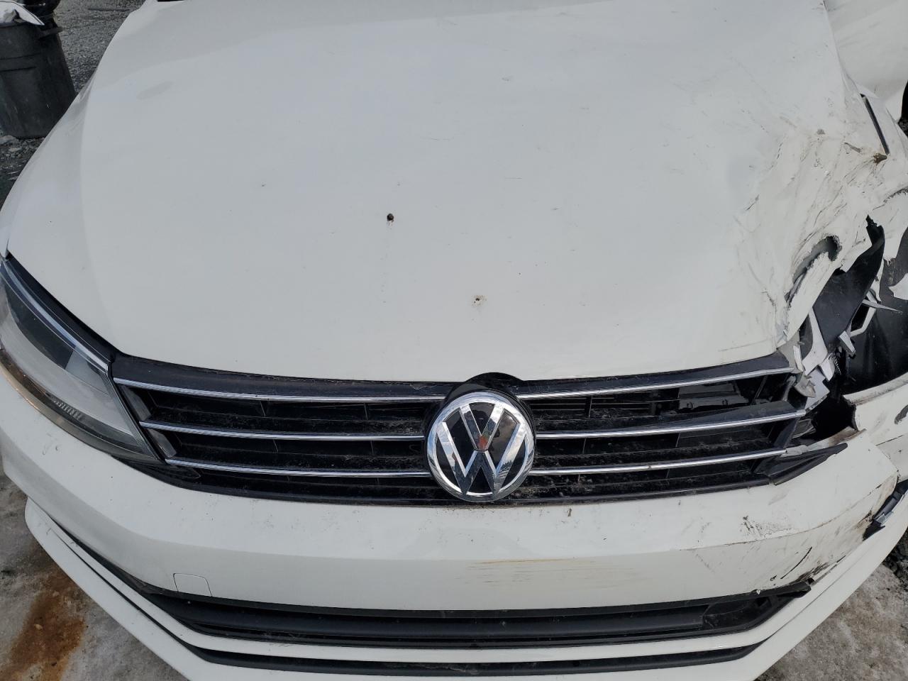 3VWD07AJ2FM278239 2015 Volkswagen Jetta Se