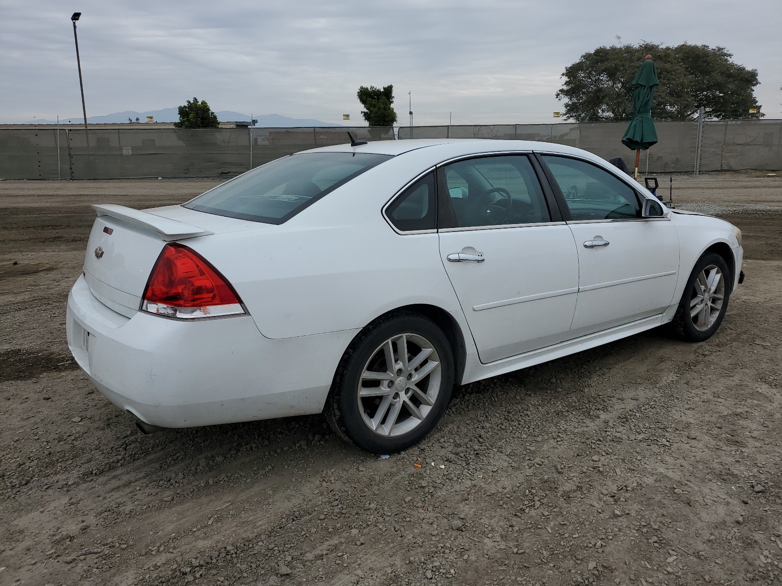 2013 Chevrolet Impala Ltz vin: 2G1WC5E32D1205016