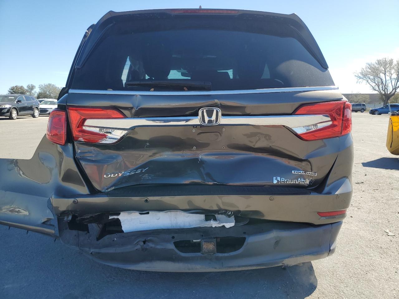 2019 Honda Odyssey - Image 6
