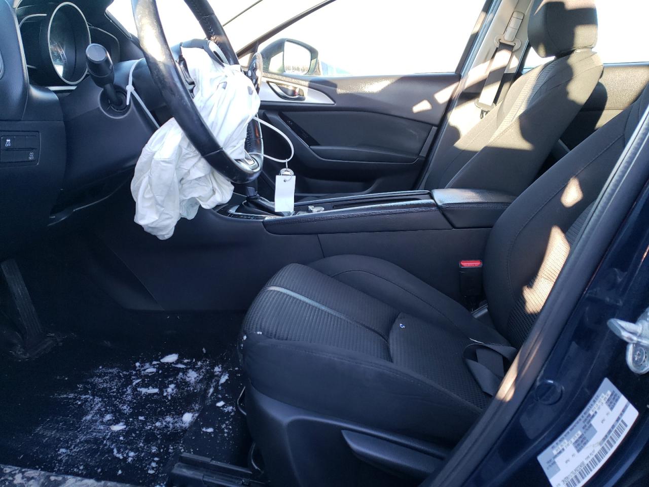 2018 Mazda 3 Touring VIN: 3MZBN1V79JM233456 Lot: 41199414