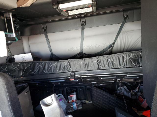 2019 FREIGHTLINER CASCADIA 126 