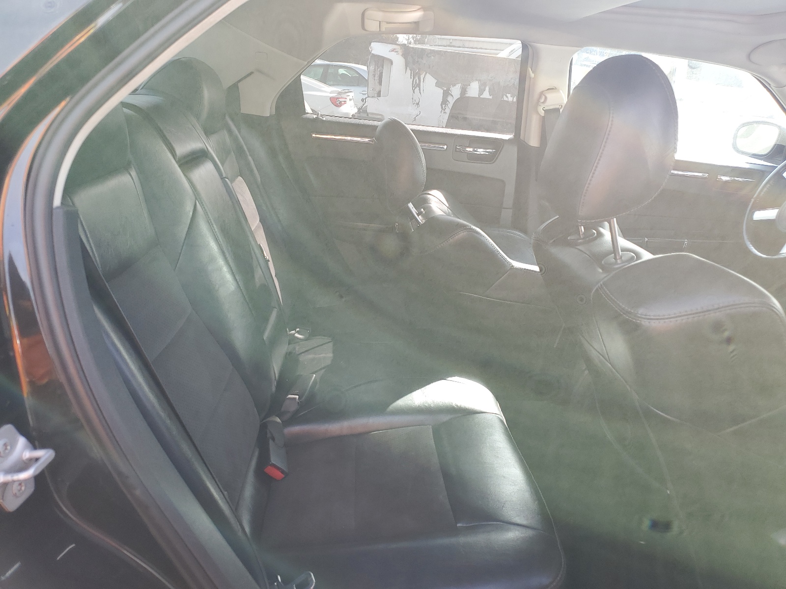 2C3LA63HX8H140146 2008 Chrysler 300C