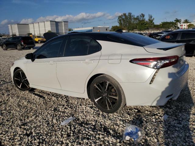  TOYOTA CAMRY 2019 Белый