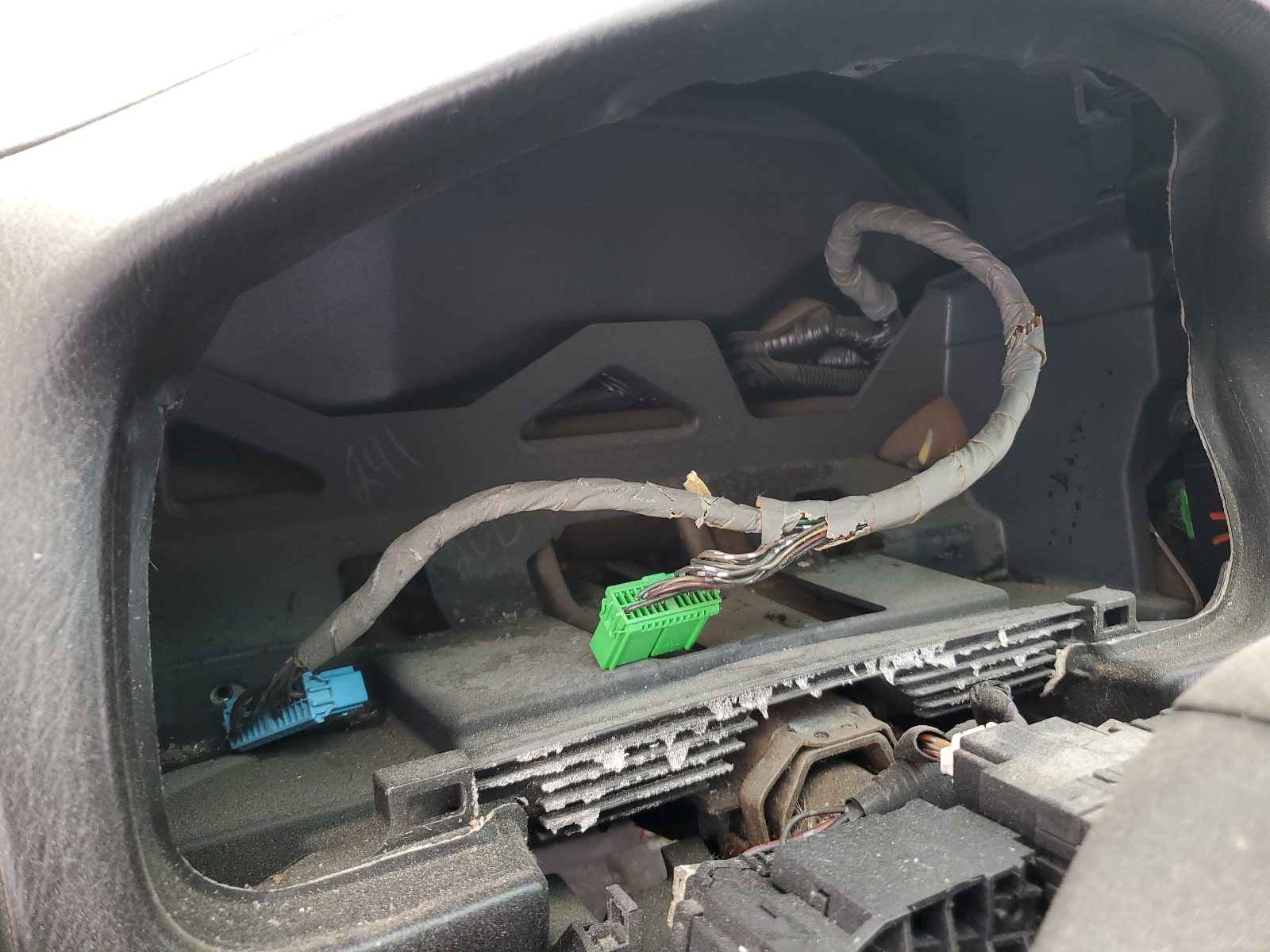 1HGES15593L036736 2003 Honda Civic Lx