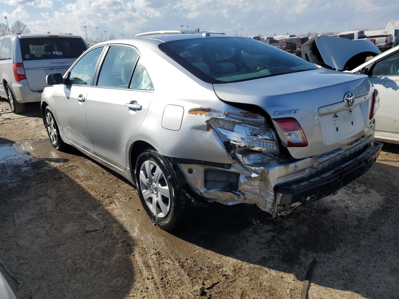 2011 Toyota Camry Base VIN: 4T4BF3EK2BR172725 Lot: 41046544